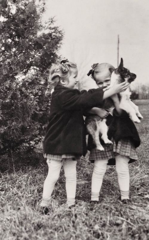 157) Emily and Thelma