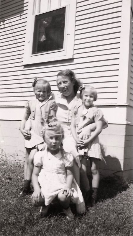 168) Thelma, Ethyl Godfrey, Emily and Janet Estlund in front?