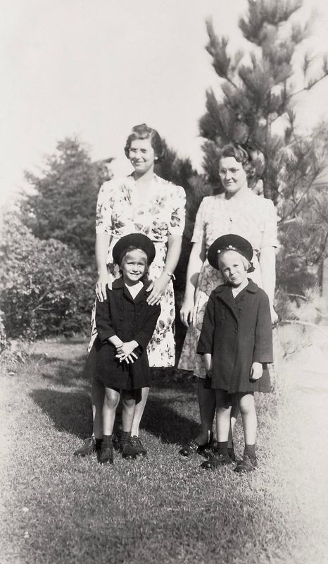 176) Arvilla Estlund, Elvera Estlund, Emily and Thelma