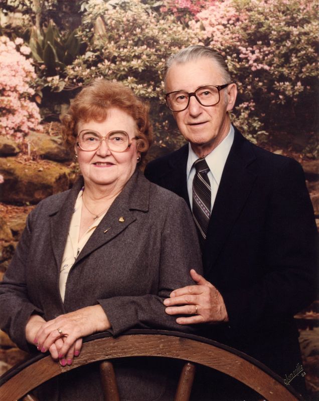 278) Elvera and Bert Estlund