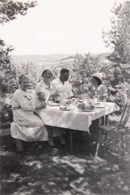 26)Another Haag family? Karl or Ernst? or sister Emma?