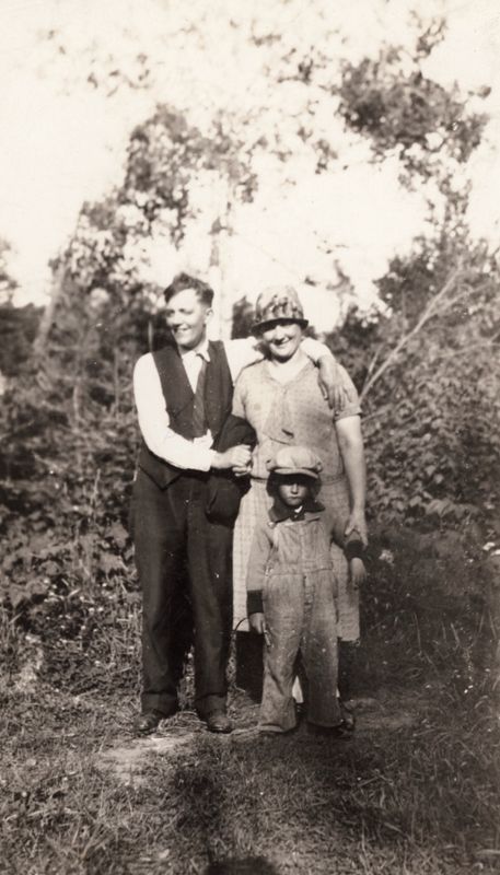 36) Otto, Helga and Gordon Asplund