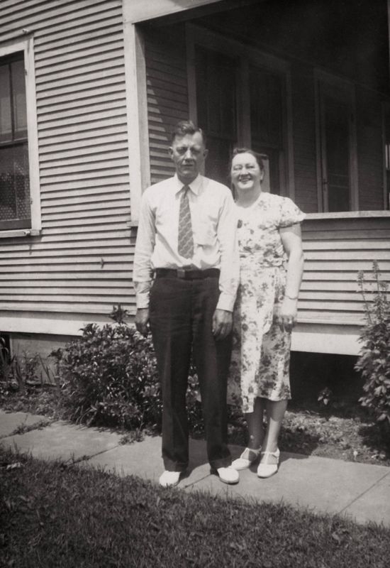 43) Otto and Helga Asplund