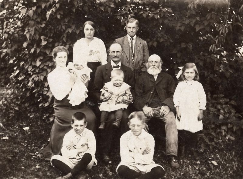 95) David and Theresia Karlsson and family.