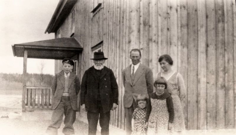 146) ?, Johan, Ture,Berit, Barbara and Signe