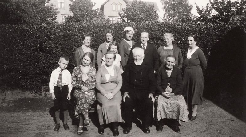 158) Hilda in Sweden with family