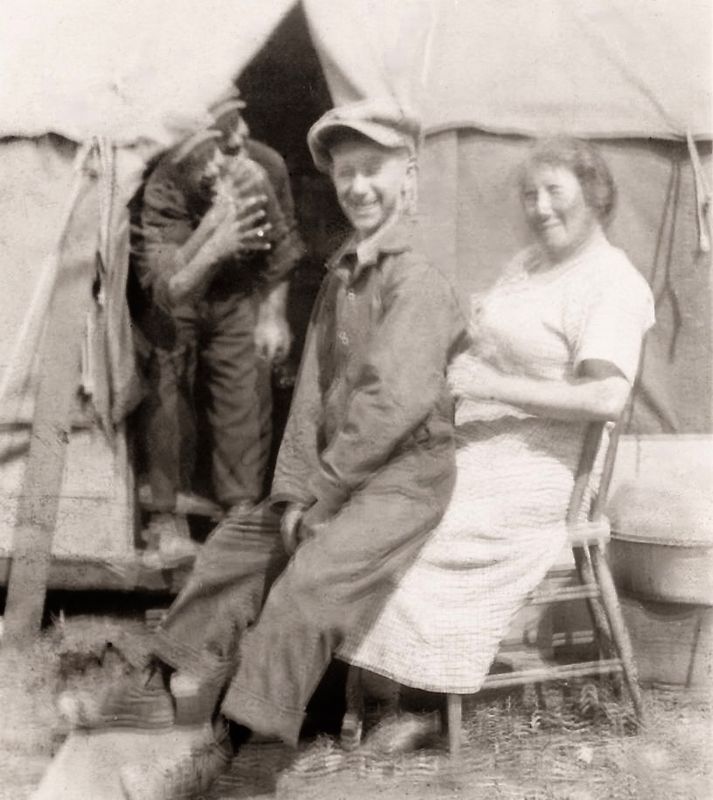 195) Bert with Hilda and Alvin?