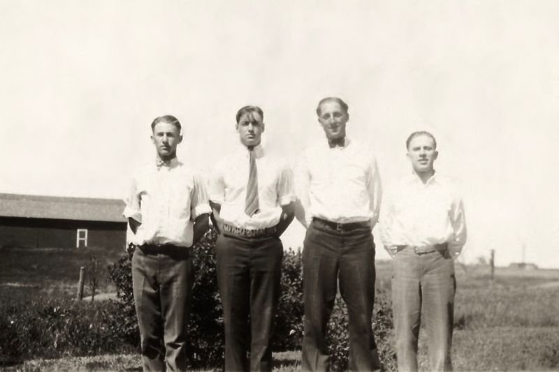214) Bert,Dutch Ehrman, Irvin Nelson, Roy