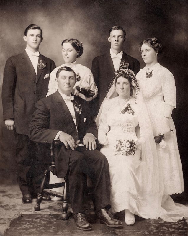 292) Fritz Estlund and Hilda Johansson wedding 3 Aug 1912