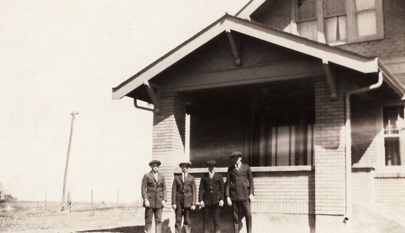 336) 2nd from left Bert?