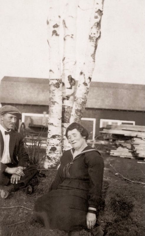 396) Alvin and sister Hilda