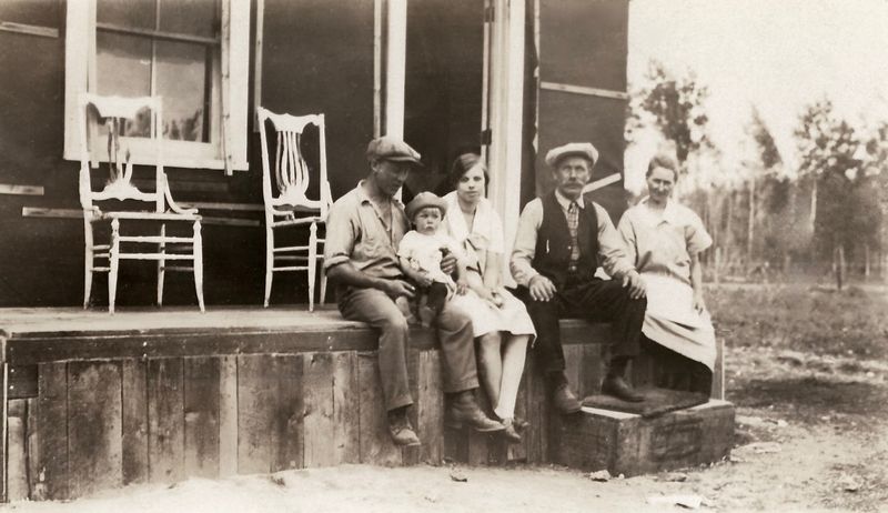 400) Alvin Roy and Ruth Johnson and Ruth's parents