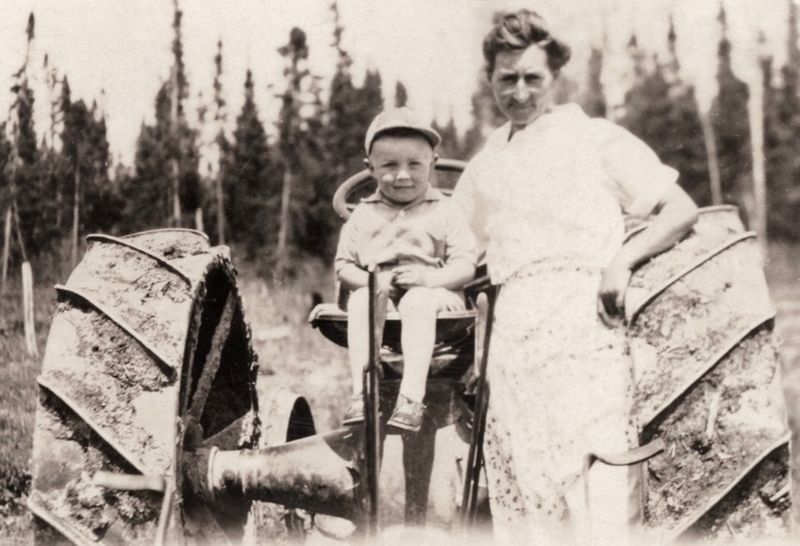 406) Roy and his grandma