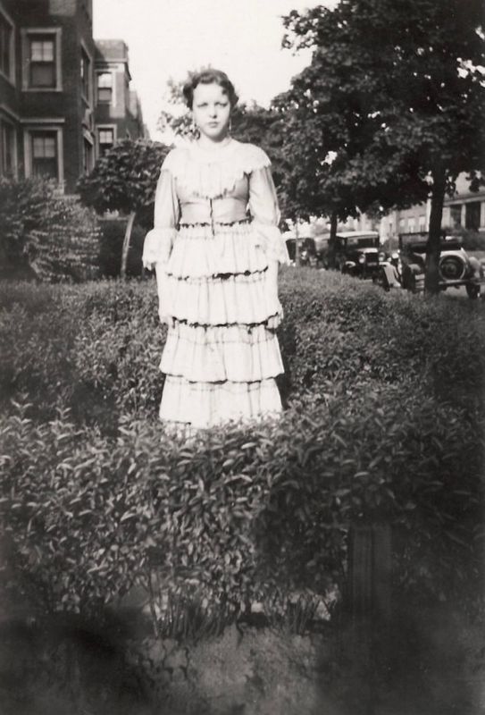 471) picture says June 9, 1933