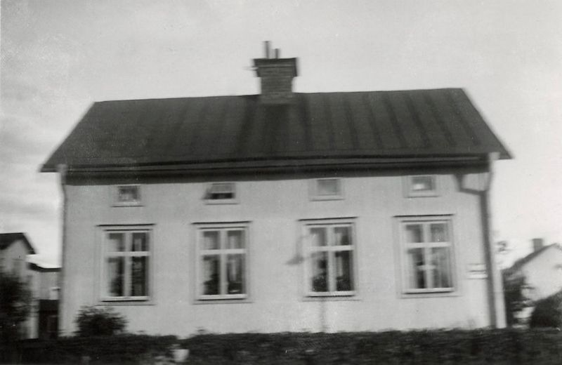 506) Samuel and Hannah house?