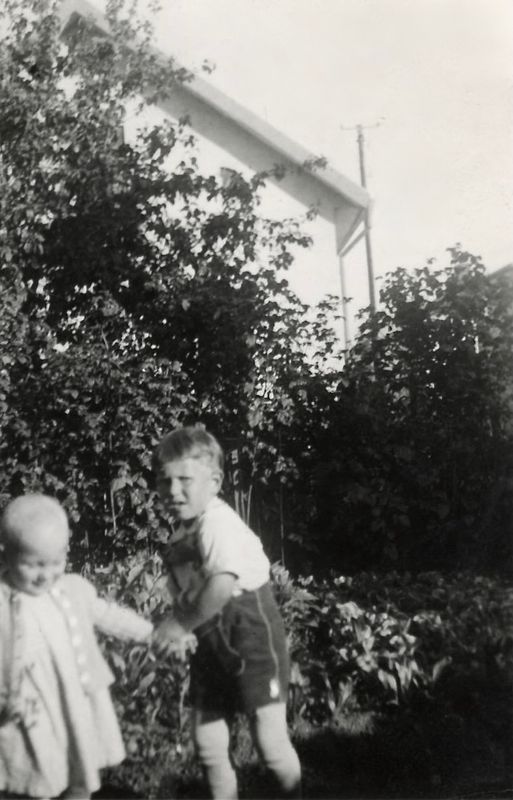 507) Samuels children Kirsten and Kurt Olov