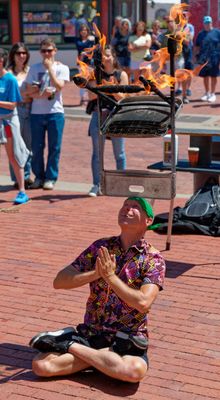 07 Summertime, and the street performers are out