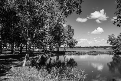 06 Lakeside View