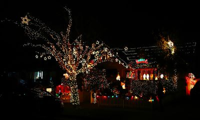 11 A Christmas House