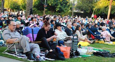 A Summer Sunday in the Park