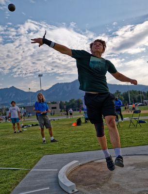 15 Shot Put 1
