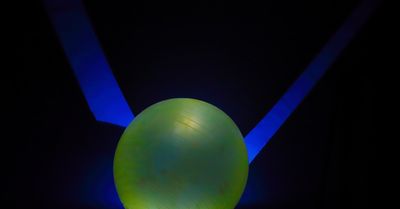 The Sphere Thinks
