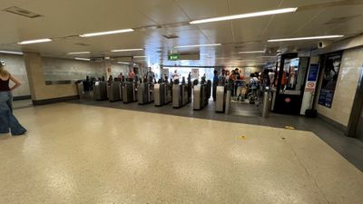 The Underground - Tower Hill Station