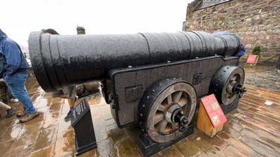 Edinburgh Castle - Mon's Meg