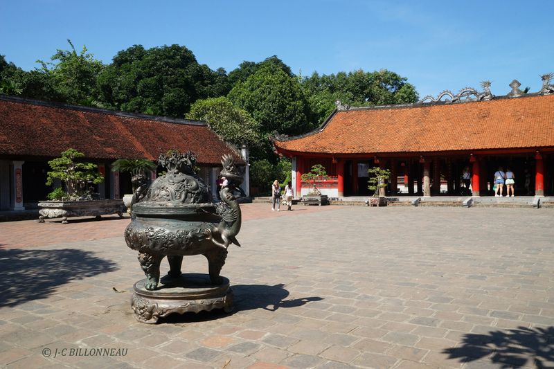 009 Temple de la Littrature.JPG