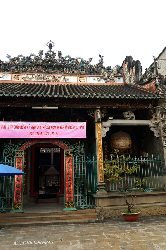 216 Temple Thien Hau.JPG