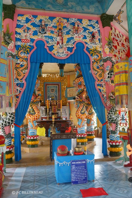 280 Temple caodaste de Tay Ninh.JPG