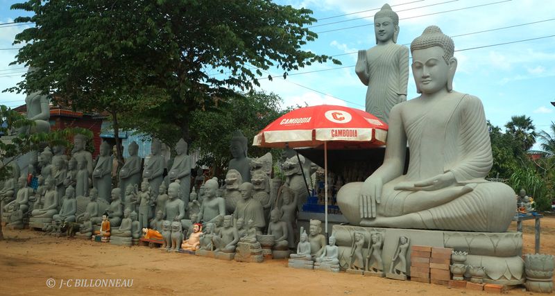 319 Sculptures bouddhiques.JPG