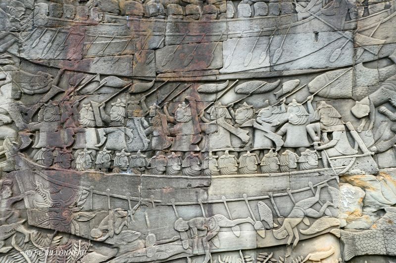 355 Bas-reliefs Le BAYON.jpg