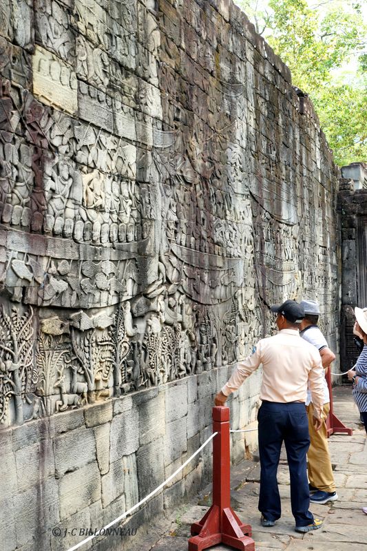 356 Bayon - ANGKOR THOM.JPG