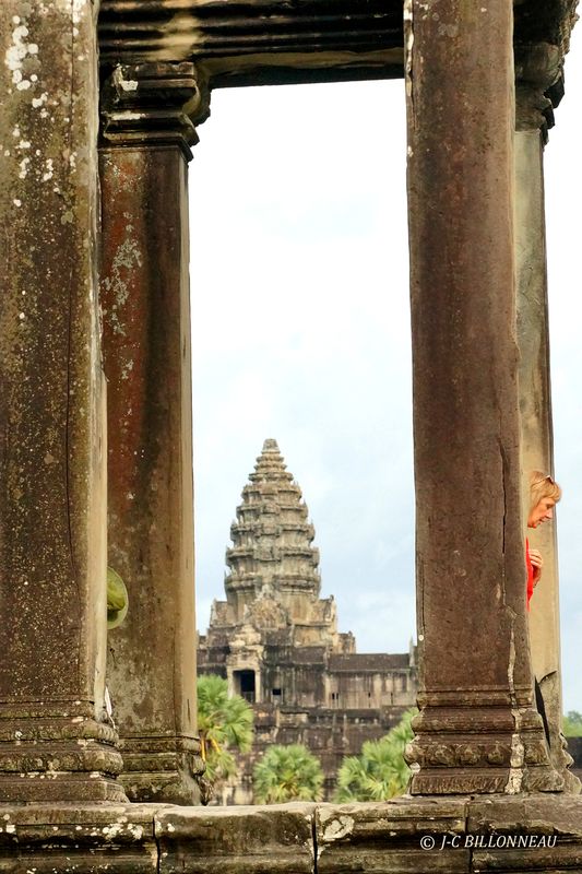 386 Temple Angkor Wat.JPG
