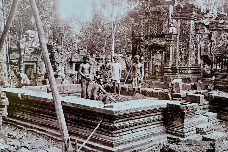 423 Temple Banteay Srei en 1931-36.JPG
