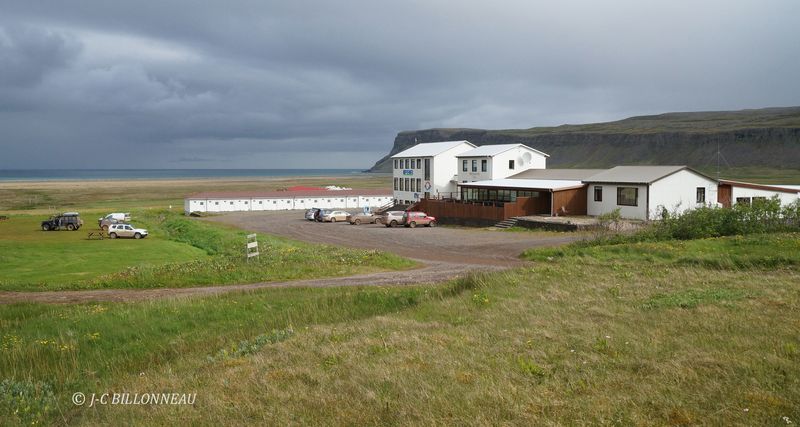 021.1 Motel  Latrabjarg.JPG