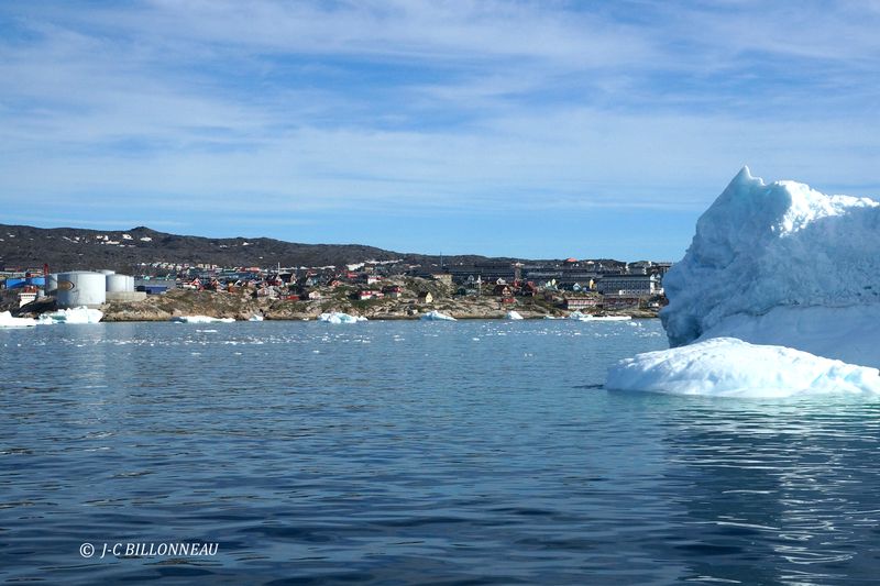 040.10 Arrive  Ilulissat.JPG
