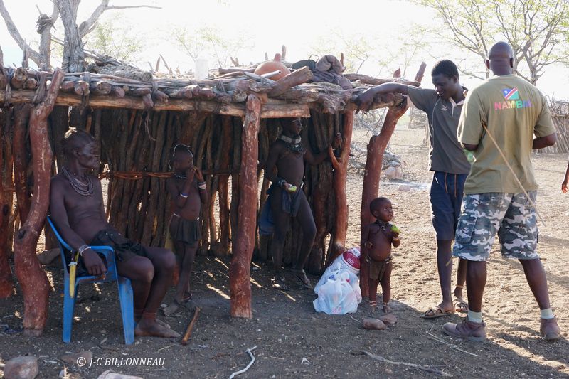 188 Village himba.JPG