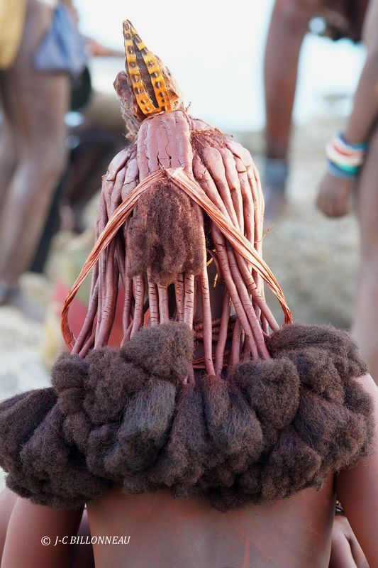 234 L'erembe, coiffure himba.JPG