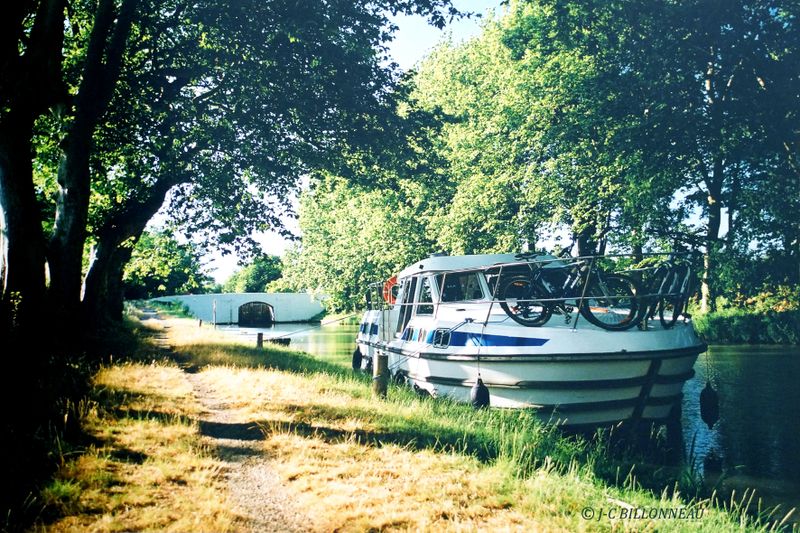 033 Canal du Midi - FRANCE.JPG