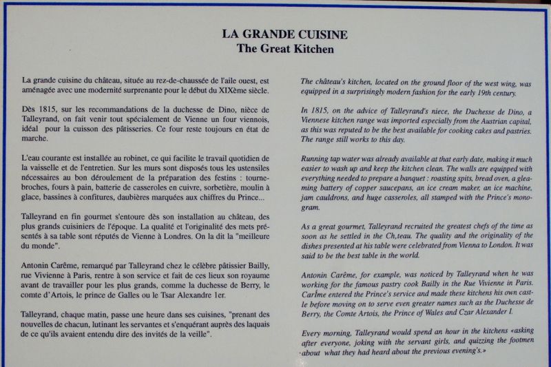 034 Château de Valençais - Les cuisines.jpg