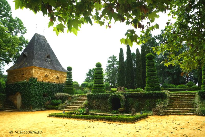 013 Jardins d'Eyrignac.JPG