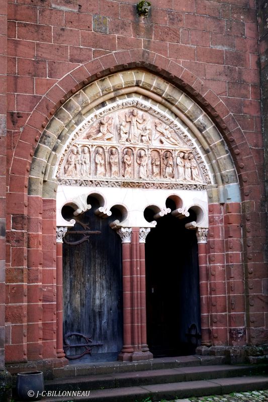 016 Eglise - Le tympan.JPG