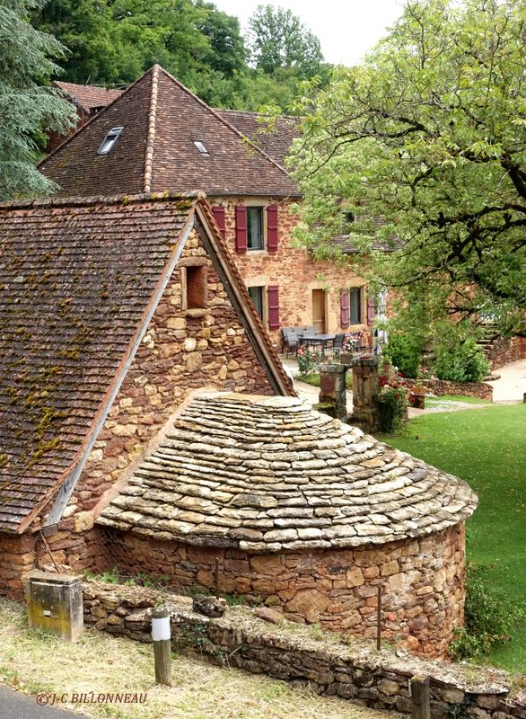 009 Autour du château de Castelnau-Bretenoux.JPG