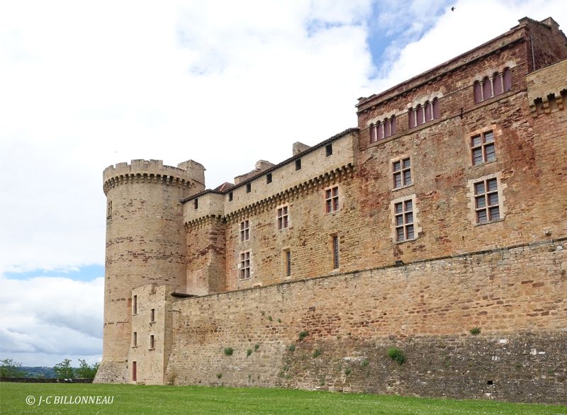 039 Château de Castelnau-Bretenoux.JPG