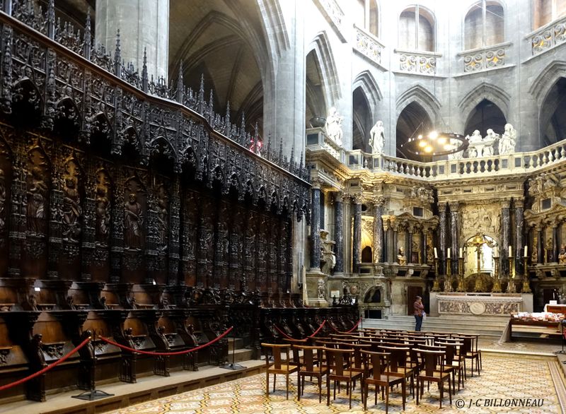 008 Choeur de Ste Marie.JPG