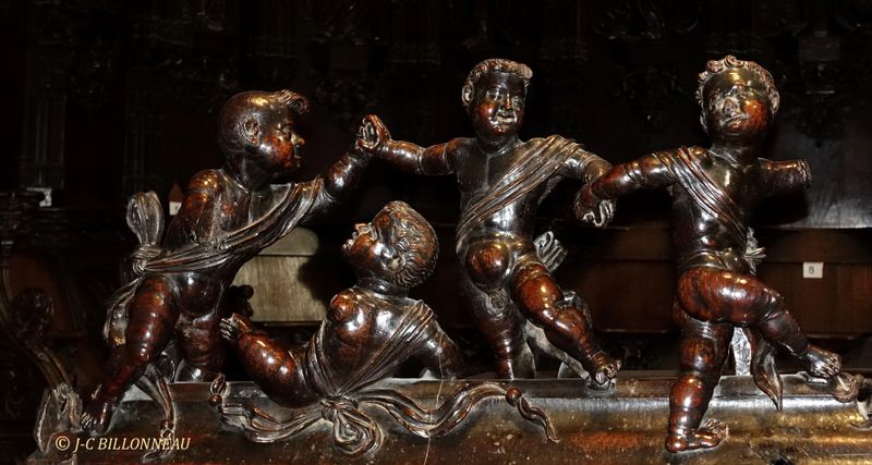 013 Stalles du choeur.JPG