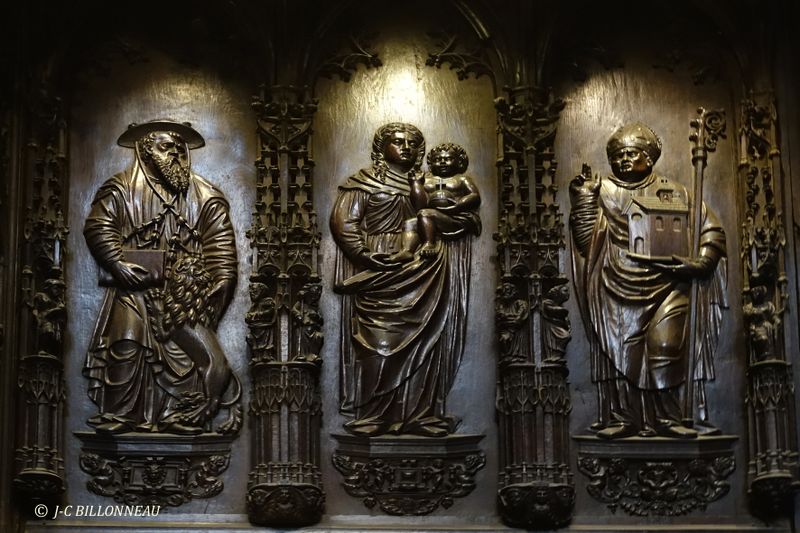 020 Stalles du choeur.JPG