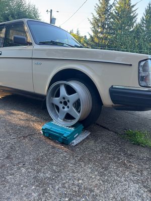 beige 83
